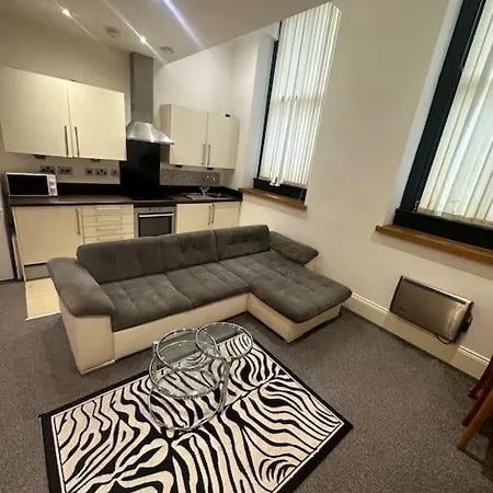 Luxury 1 Bed *