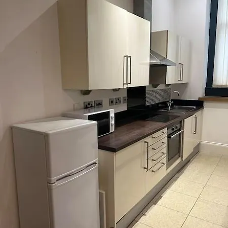 Luxury 1 Bed *